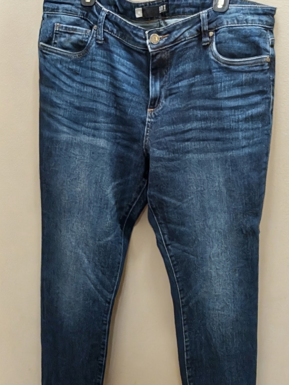 KUT from the Kloth Catherine Slouchy Boyfriend Jeans
